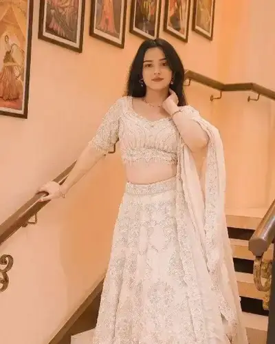 Escort Service In Mandar